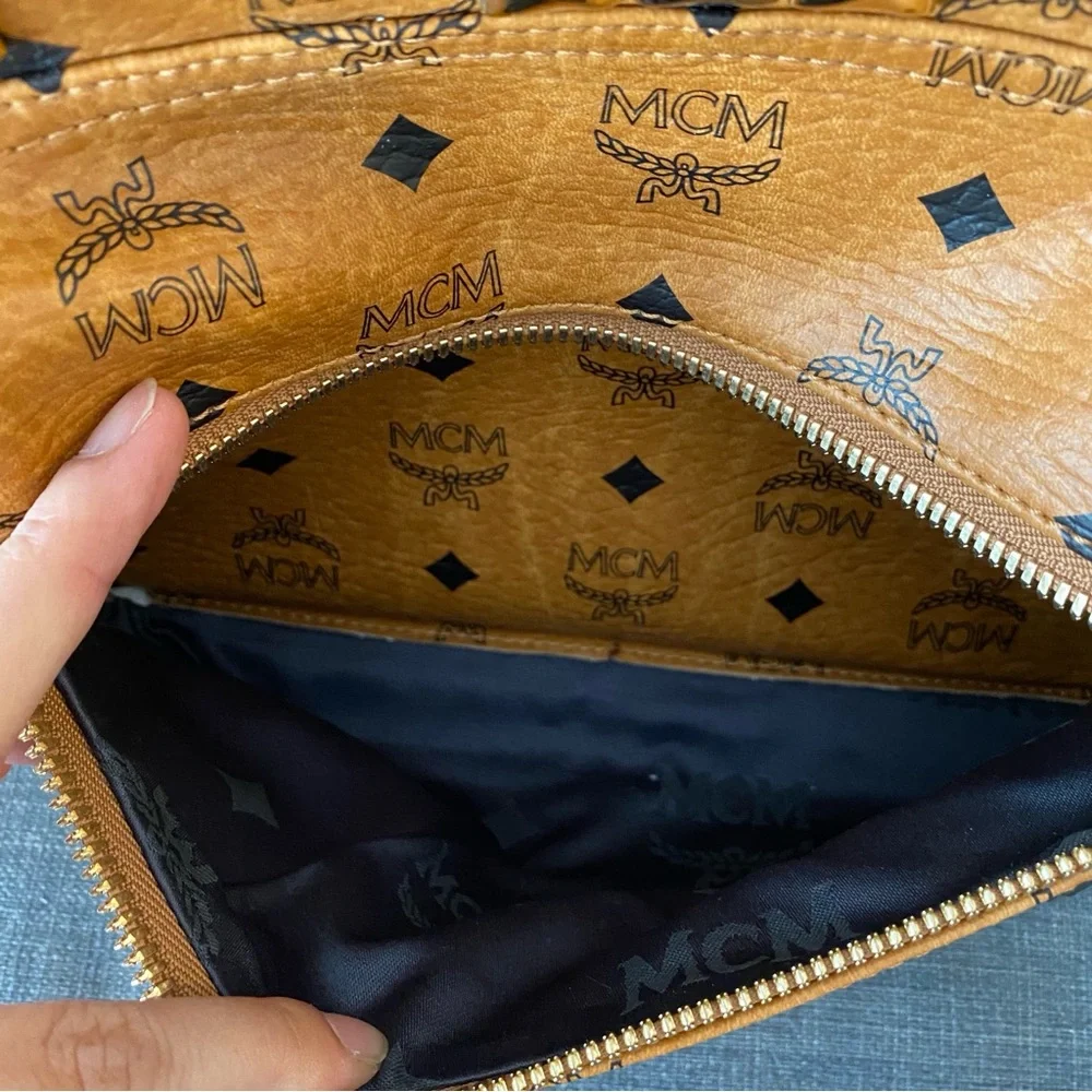 MCM large studded backpack classic style - Picture 7 of 11